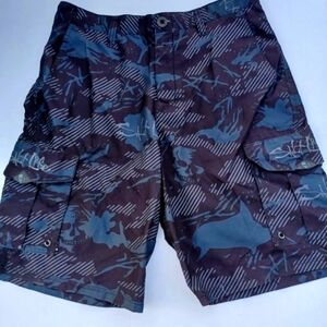 NWOT Salt Life Skull Print Lightweight Cargo Men's Short Size 32